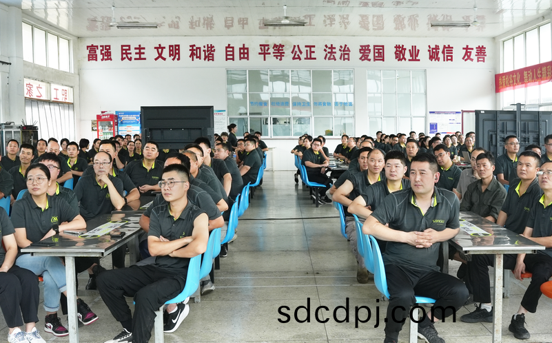 鬆(song)穀(gu)激(ji)光員(yuan)工(gong)